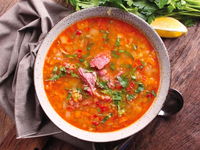 Smoky White Bean and Bacon Hock Soup