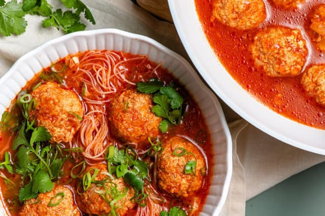 Vietnamese Meatball Gallery Banner